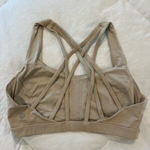 Lululemon Free To Be Wild Sport Bra - Size 8 - Nude/Beige Color